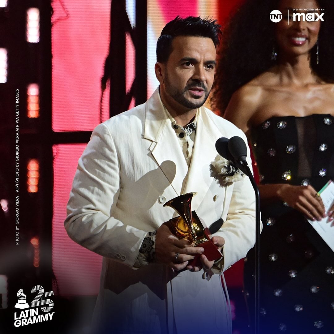 Luis Fonsi en los Latin Grammy 2024