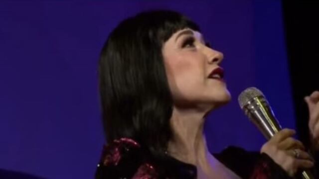 Susan Zabaleta corriendo a fan que la interrumpió durante un concierto