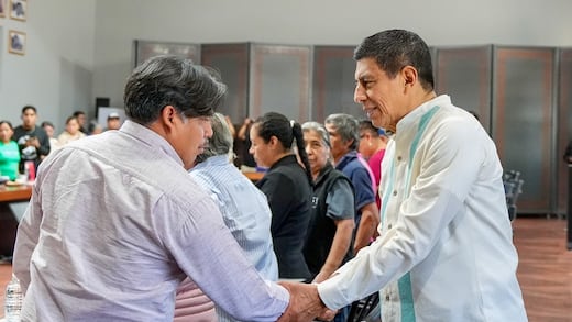 Salomón Jara entrega 60 perfiles genéticos a familias con personas desaparecidas en Oaxaca