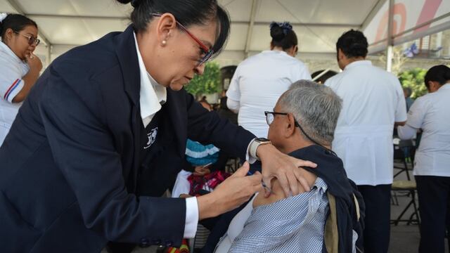 Vacuna contra Covid-19 e Influenza: Estos son los puntos donde te las puedes aplicar en CDMX