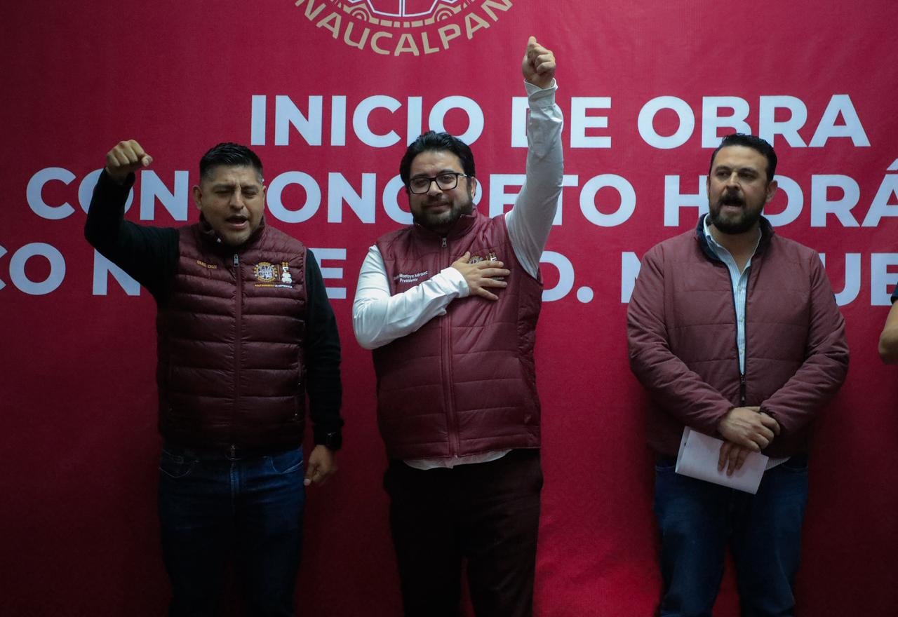 Alcalde Isaac Montoya Márquez da el banderazo de inicio a la rehabilitación del Periférico Norte en Naucalpan.