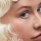 Christina Aguilera luce irreconocible en portada de revista