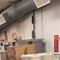 Captan plaga de ratas en restaurante de pollo frito (VIDEO)