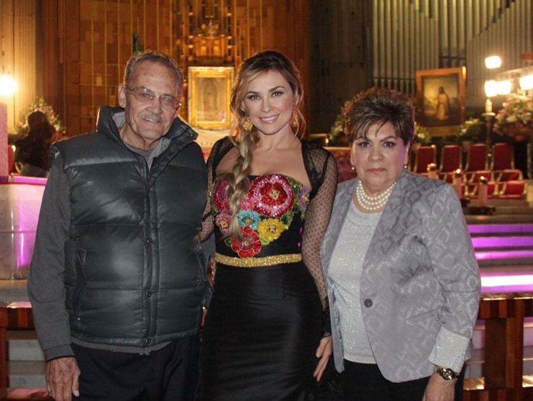 Aracely Arámbula recuerda a su papá