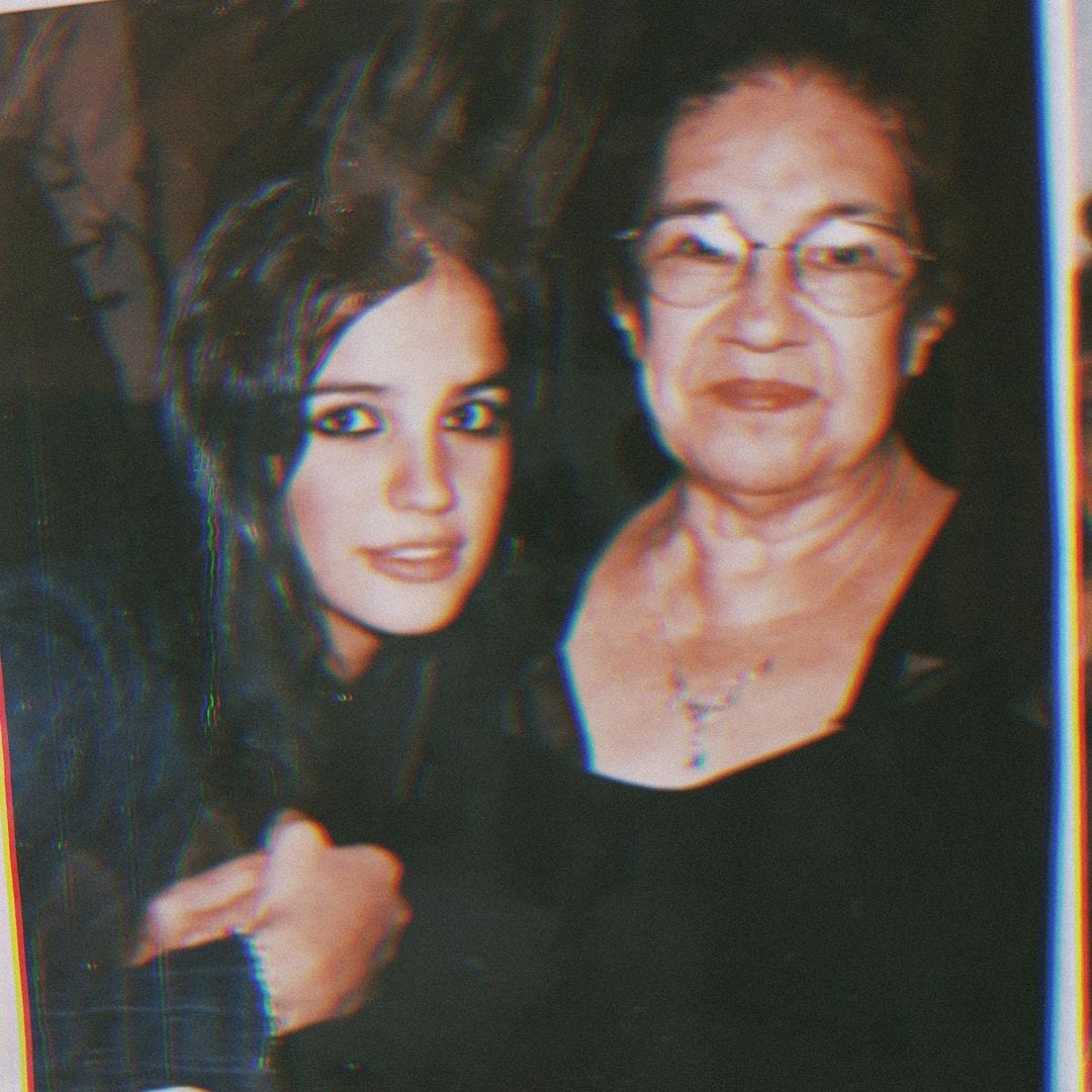 Bárbara de Regil y su abuela Rosario.
