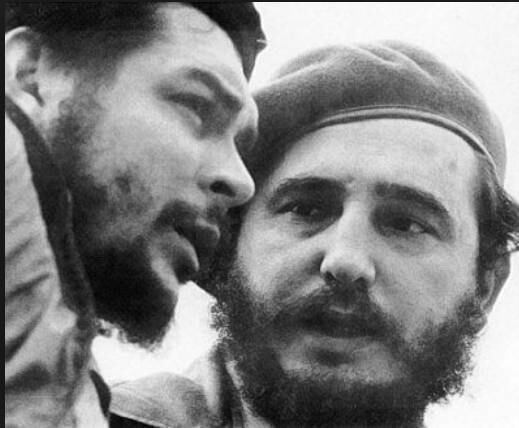 Fidel Castro y el Che Guevara