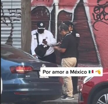 Abogado de TikTok enfrenta a policías