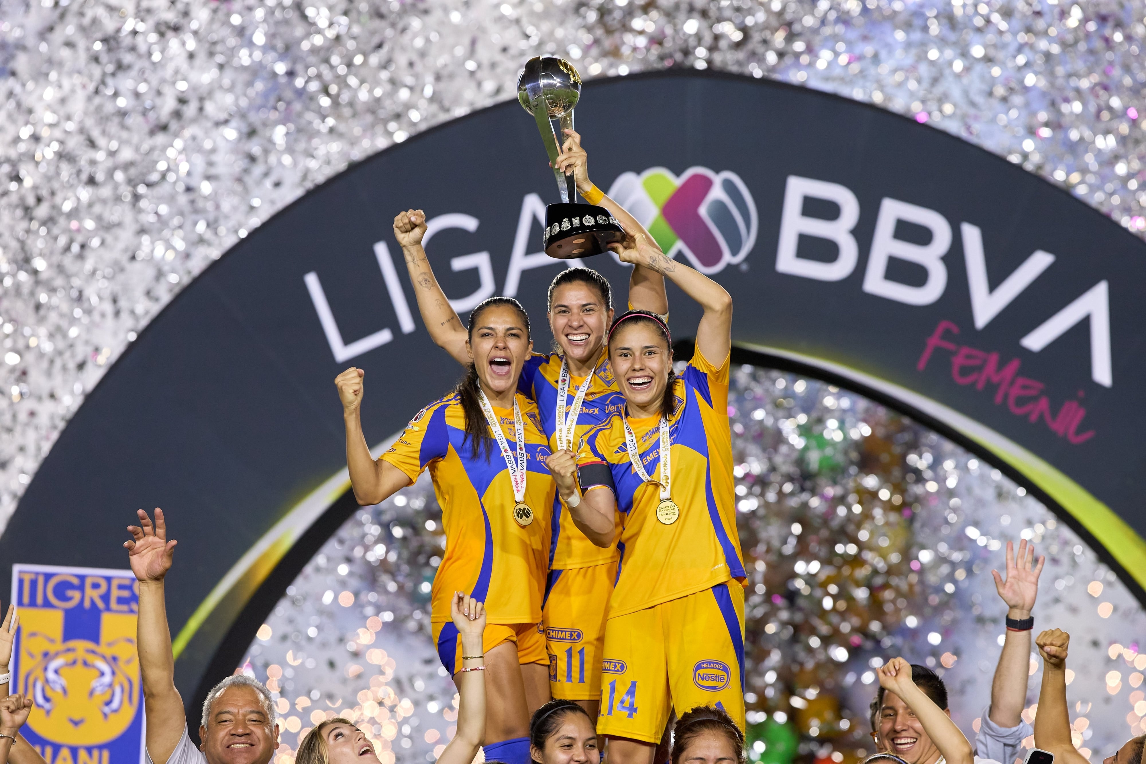 Campeón de Campeonas