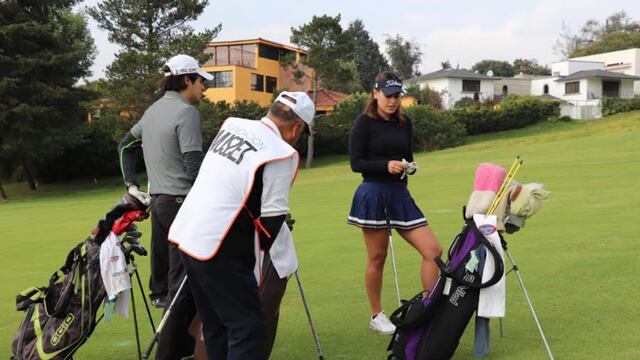 Durante el torneo se contó con la participación de diversos equipos integrados por tres personas cada uno