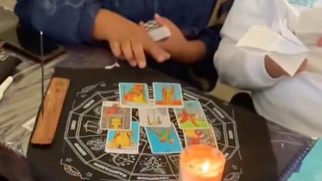 Las lecturas del Tarot sustituyeron la venta de dulces en las escuelas