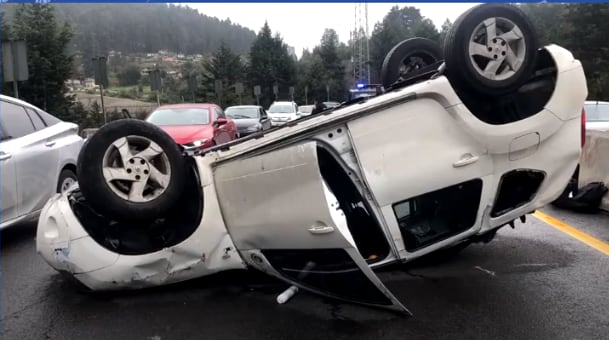 Accidente automovilístico de 'El coreano' Roberto Tello.