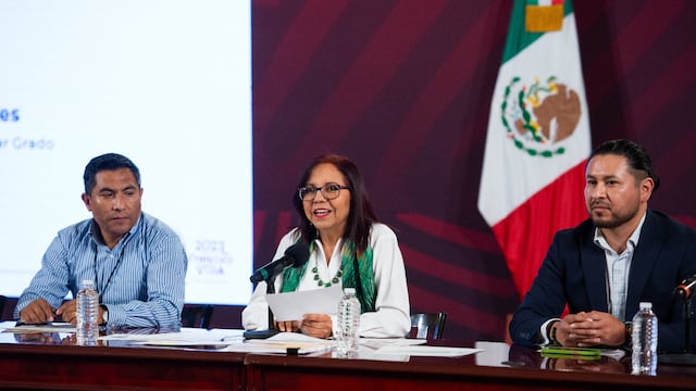 Conferencia vespertina 11 de agosto de los nuevos libros de la SEP
