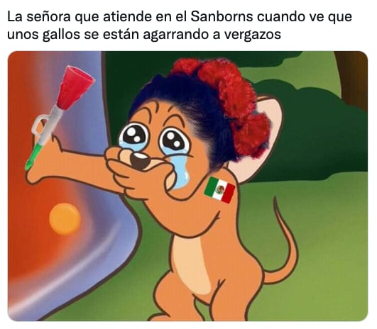 Memes sobre las peleas de gallo en Sanborns