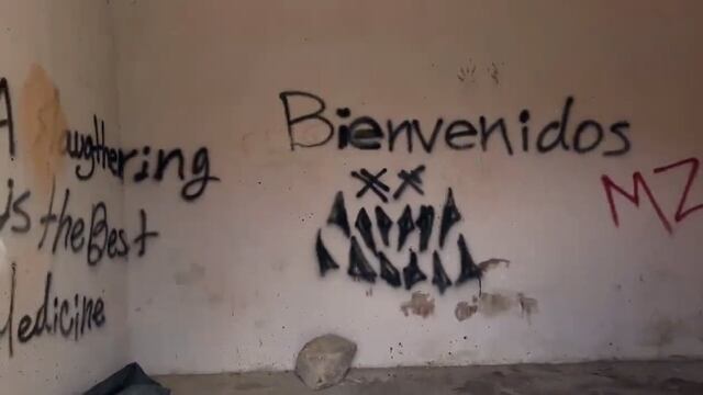 Grafitis en casa de Lagos de Moreno