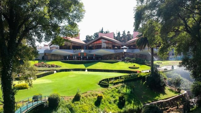Vecinos de Atizapán exigen al Club Bellavista frenar daños por pelotas de golf.