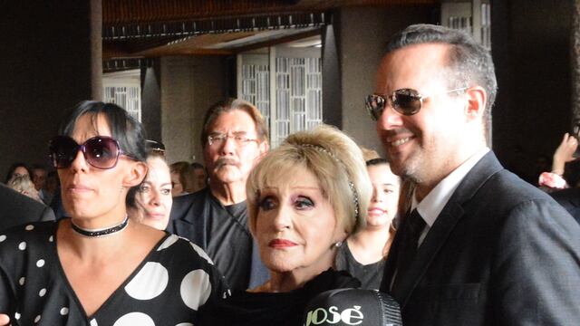 Anel Noreña y sus hijos