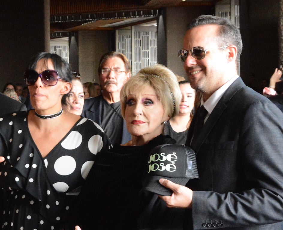 Anel Noreña y sus hijos