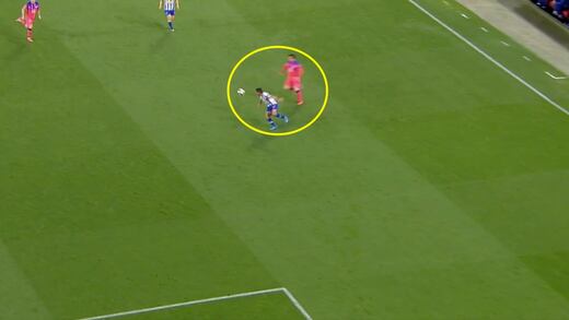 Tecatito Corona comete garrafal error en derrota del Chelsea