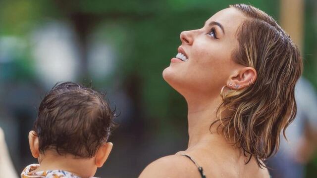 Mariana Rodríguez celebró y gozó de la lluvia en Monterrey