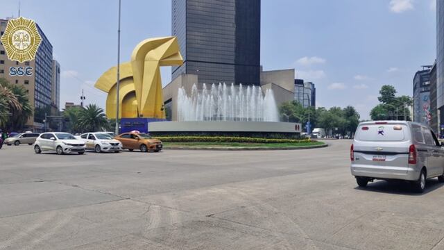 CNTE libera Paseo de la Reforma a la altura de El Caballito