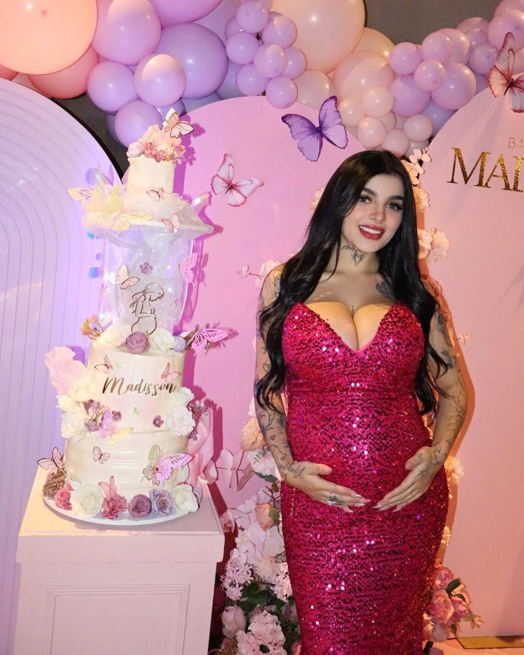Karely Ruiz celebra baby shower de Madisson