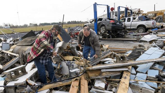 Tornados en Estados Unidos dejaron al menos 50 muertos