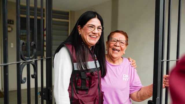 Liz Galicia recorre Santa Catarina y dialoga con familias simpatizantes de la 4T