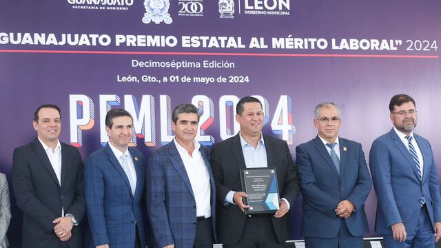 Diego Sinhue Rodríguez Vallejo reconoce a trabajadores