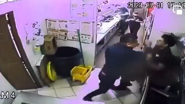 Hombre golpea a empleado de Subway en San Luis Potosí