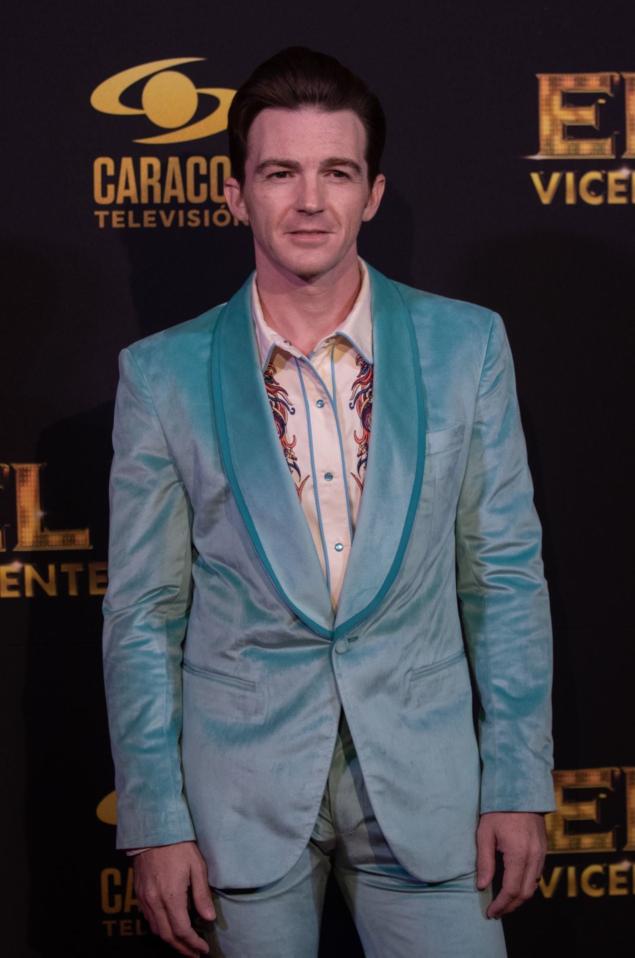 Drake Bell, cantante.