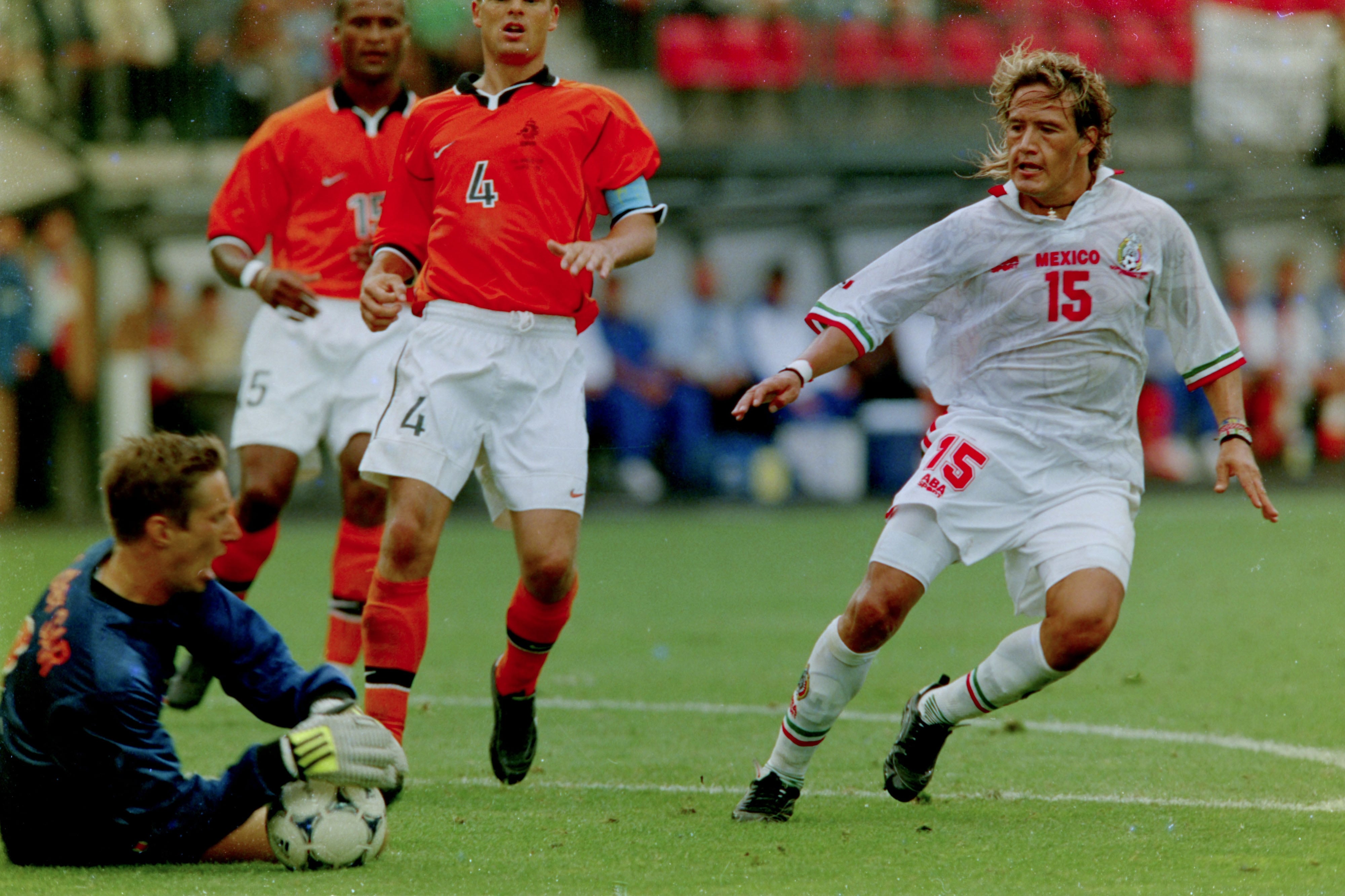 El "Matador" Hernández con el Tricolor