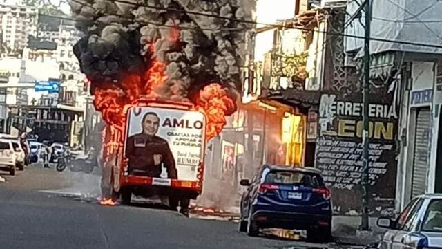 Incendian camión en Acapulco