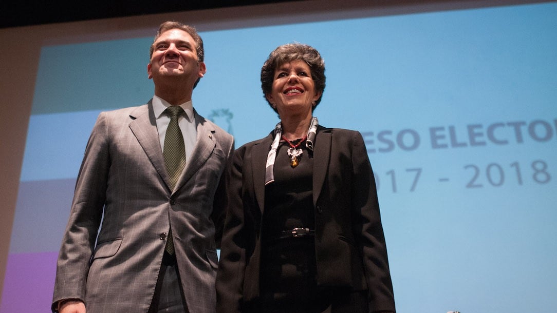 Lorenzo Córdova y Janine Otárola Malassis