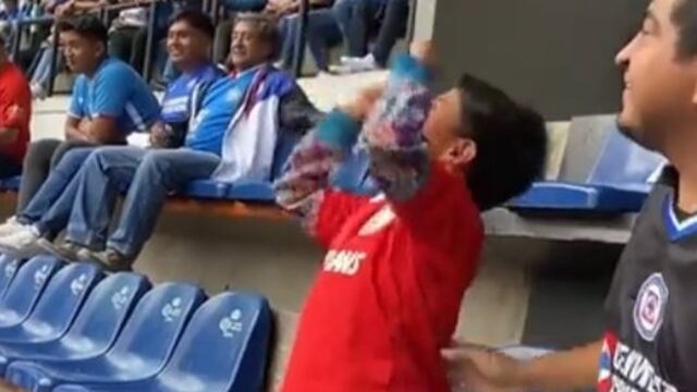 El pequeño fanático que el Deportivo Toluca busca en redes sociales.