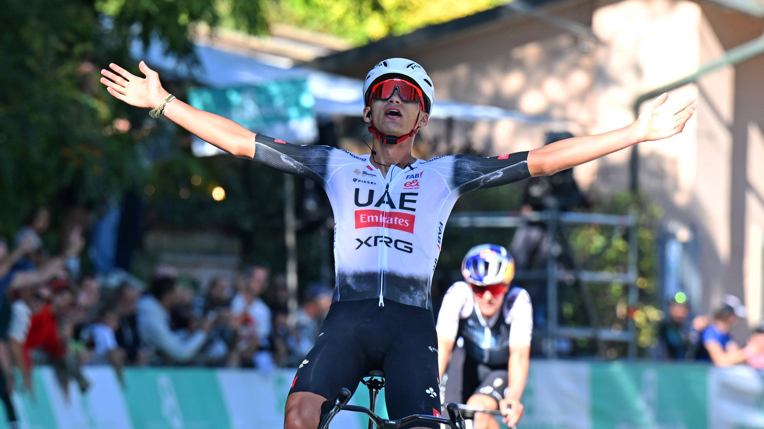 Isaac del Toro vive un 2025 de ensueño: ¿Cuántos triunfos tiene en lo que va del año?