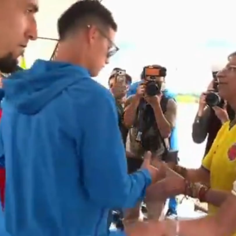 Qué pasó entre James Rodríguez y la hija de Gustavo Petro cuando le pidió una foto