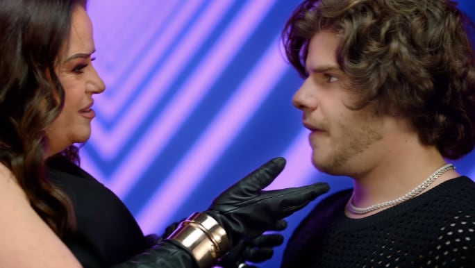 Isabel Lascurain e hijo