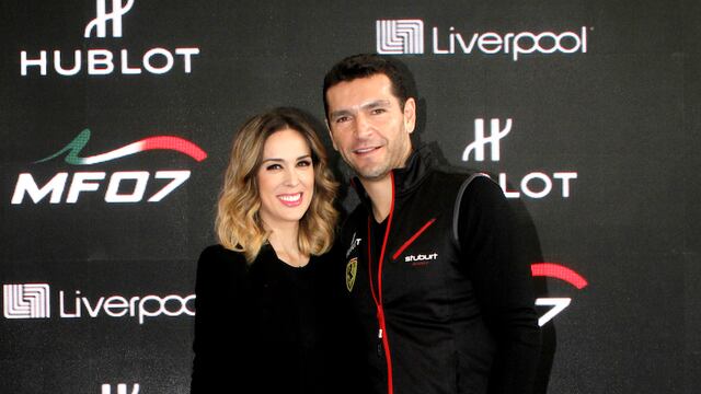 Jacky Bracamontes y su esposo Martín Fuentes