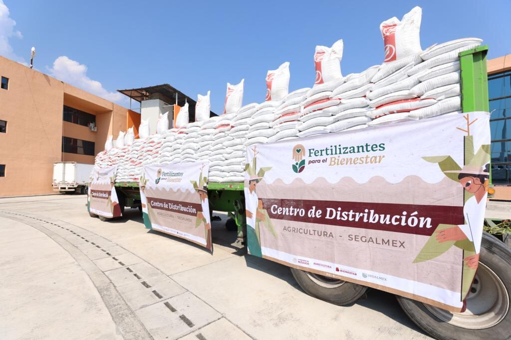 Evelyn Salgado inicia entrega de fertilizante en Guerrero sin intermediarios