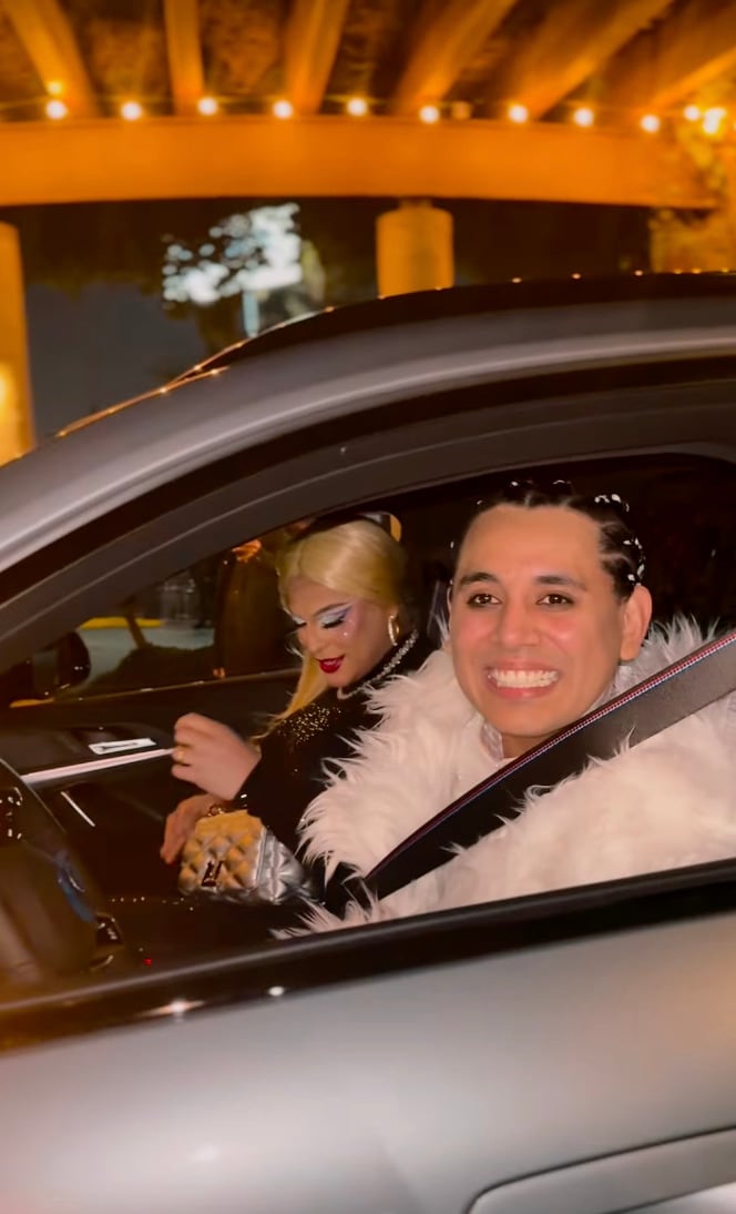 Eduin Caz sorprende con peluca rubia en el cumpleaños de su hermano Johnny Caz