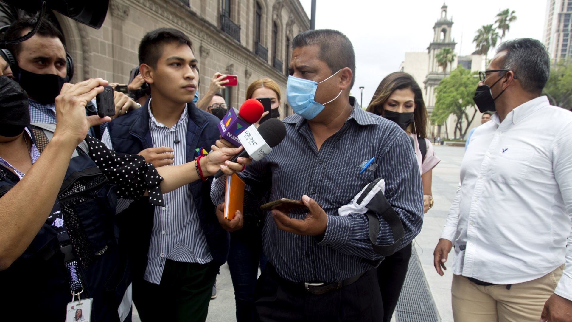 Caso Debanhi: María Julia Lafuente, conductora de Telediario, es criticada por entrevista a papá de la joven