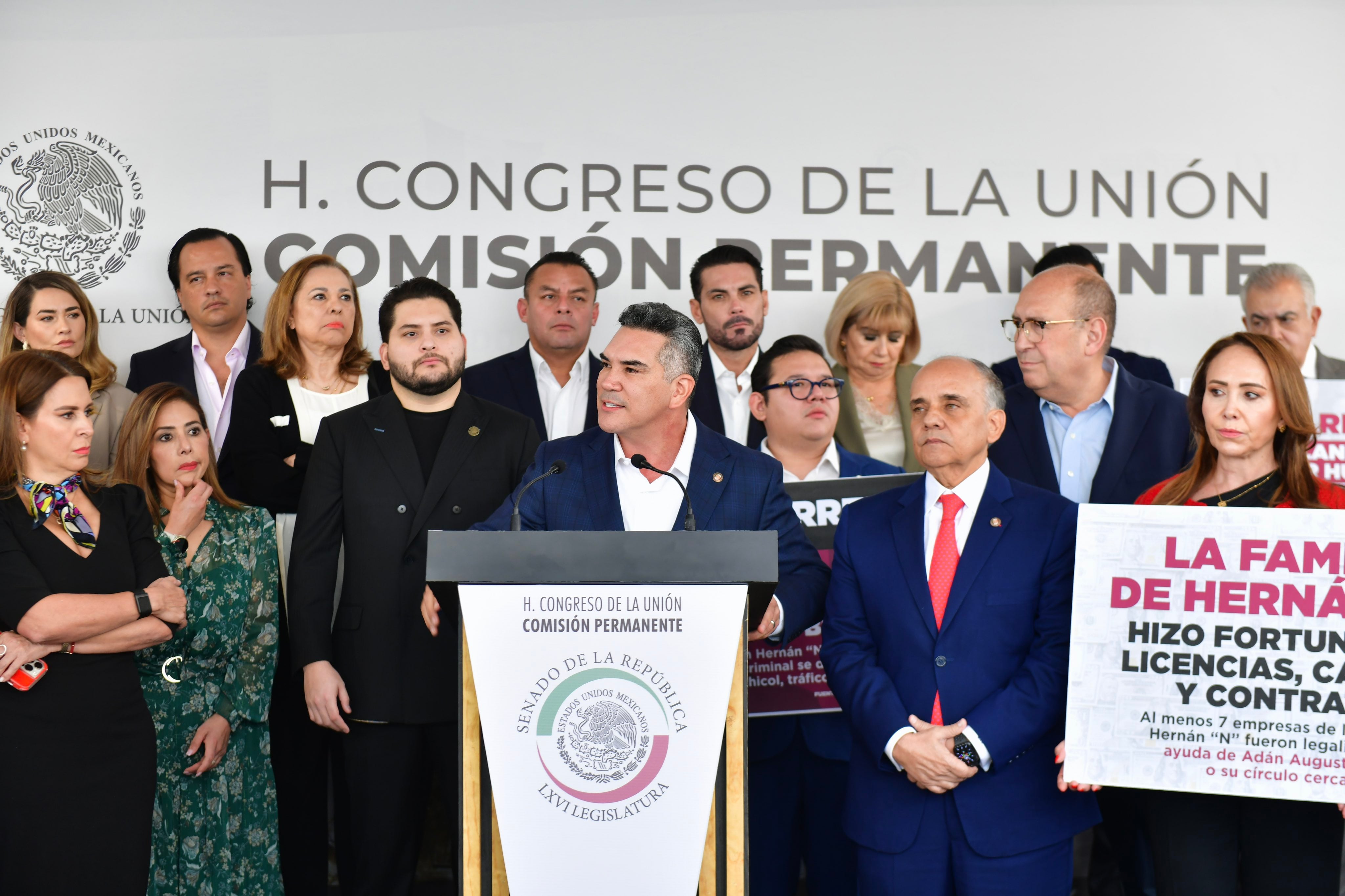 Alejandro Moreno llamó narco senador a Adán Augusto López