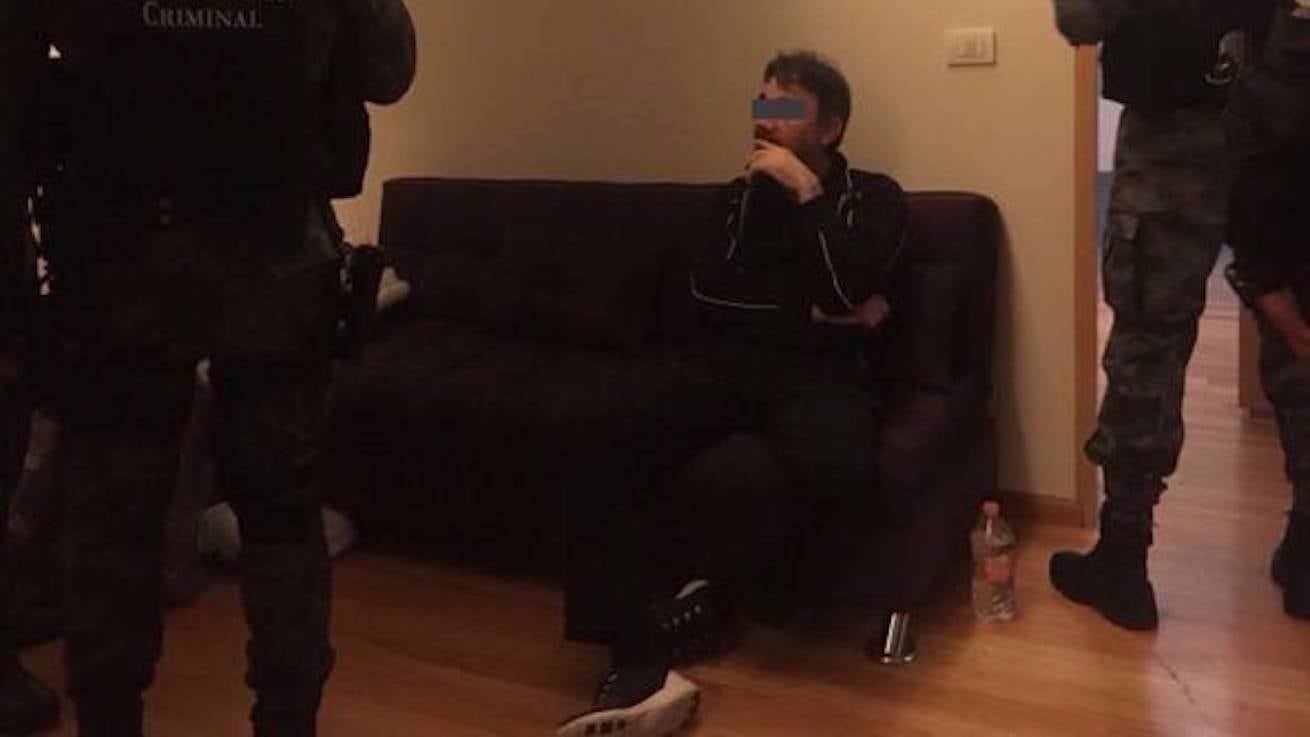 Dámaso López Núñez al momento de su captura en su departamento, en la Ciudad de México.