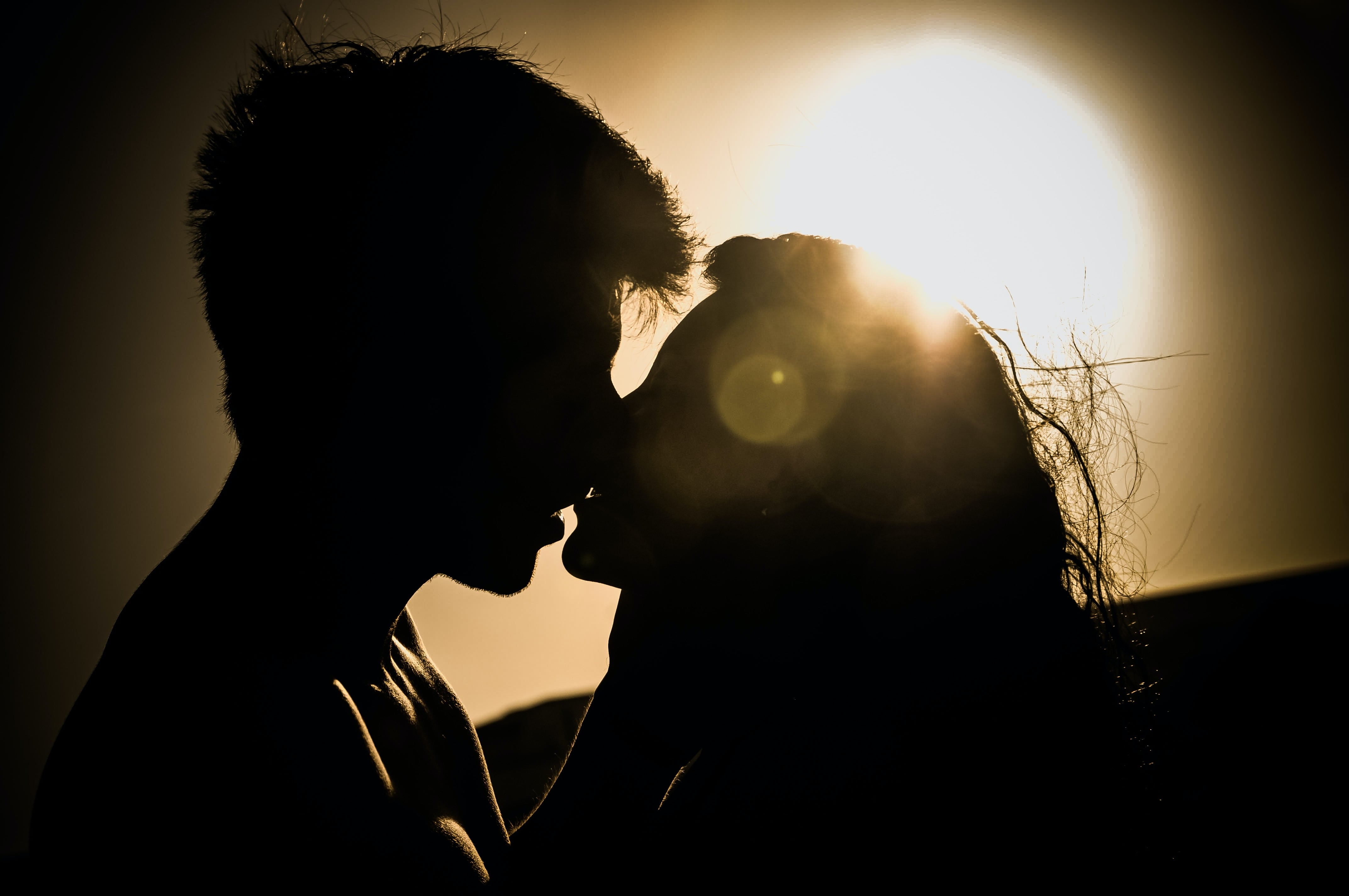 Significado de soñar que besas a alguien que conoces