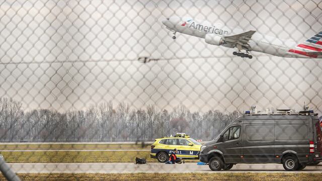 Aeropuerto de Múnich invadido por activistas