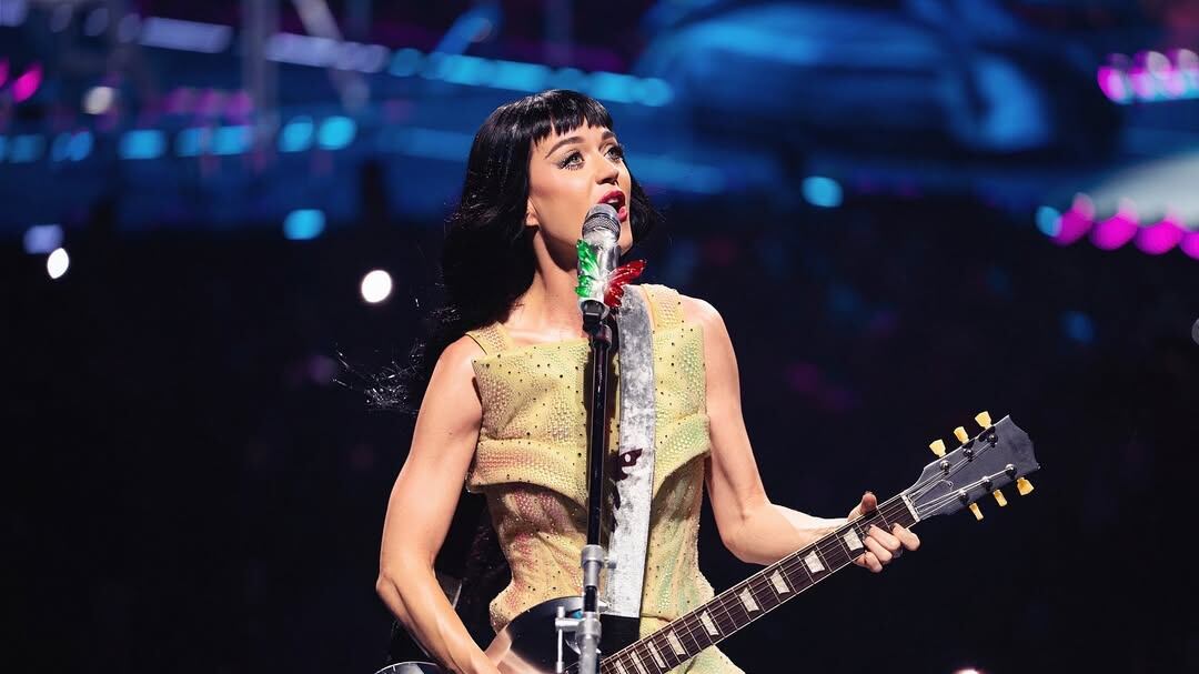 Katy Perry se llama “tía” para celebrar el inicio de su gira Lifetimes Tour tras sus conciertos en México