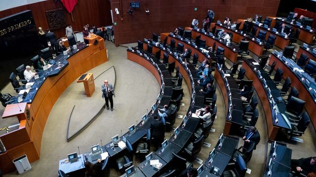 Aspectos de la sesión ordinaria de la LXV Legislatura en la Cámara de Senadores