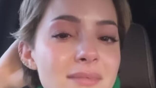 Mariana Rodríguez llorando por dejar a bebé en el DIF