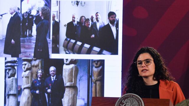 Luisa María Alcalde, en la conferencia mañanera de AMLO