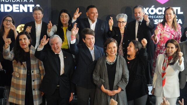 Xóchitl Gálvez, precandidata presidencial del Frente Amplio por México, presentó a su equipo de campaña